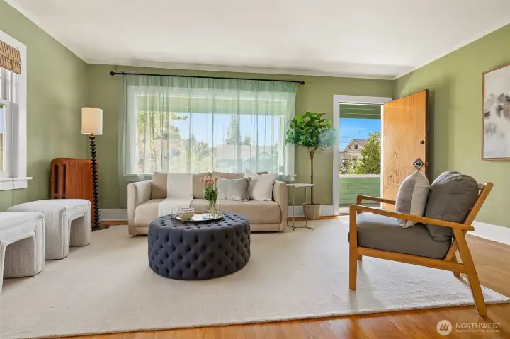 Living room of 132