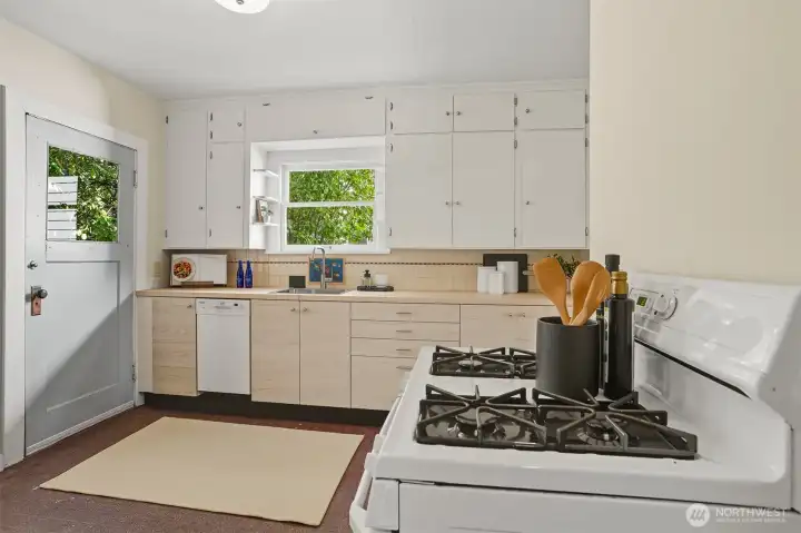 Kitchen in 132