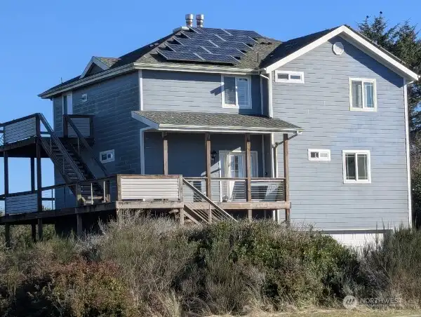 Spacious Ocean Shores home with mountain, bay and ocean views is ready for someone to give it new life!