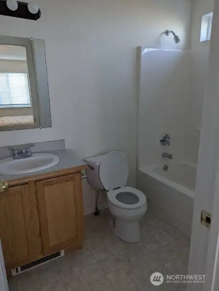 3rd bathroom on upper floor