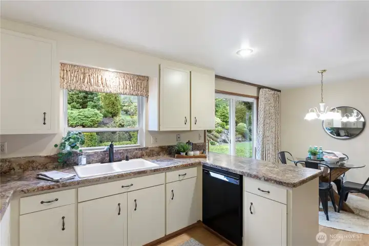 Kitchen with lots of cupboards