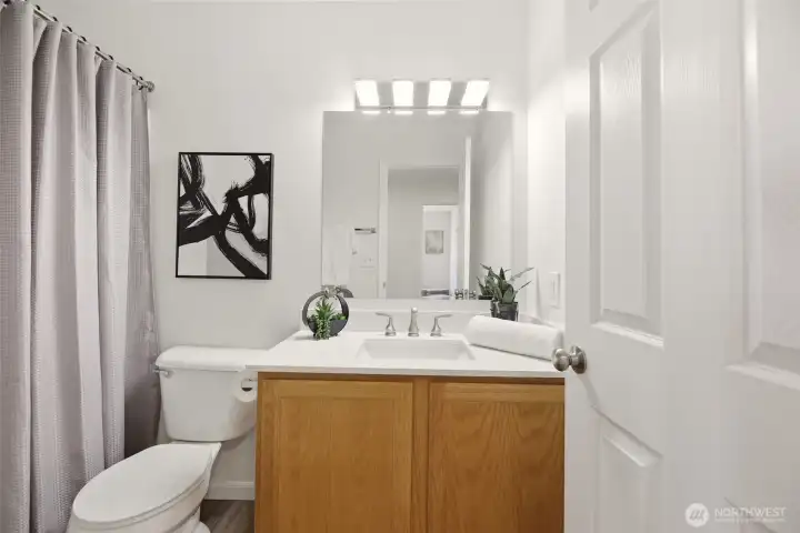 Full guest bathroom