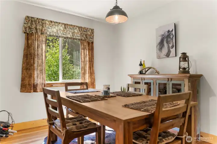 A dinning room for entertaining guests.
