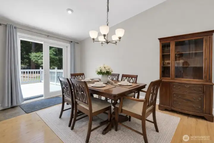 “Virtually Staged.”