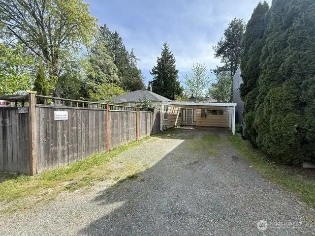Carport