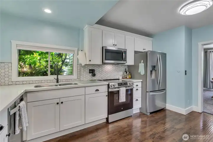 New stove and dishwasher in 2025