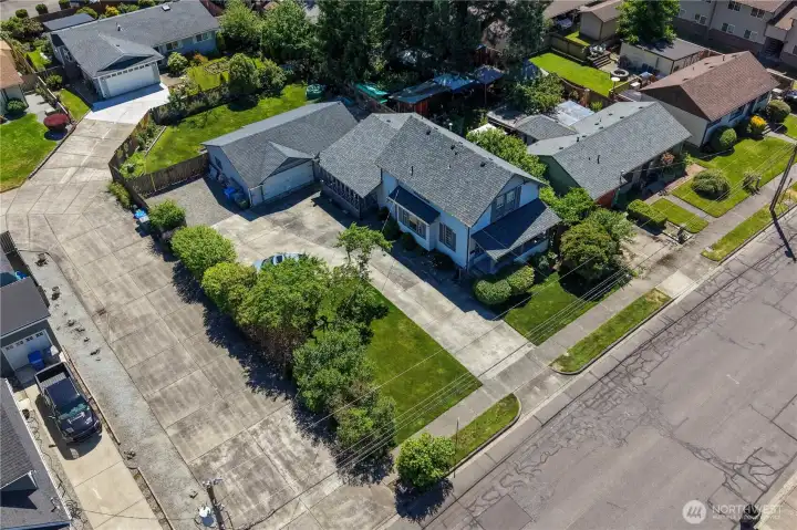Extra wide driveway plus RV Parking with electrical hookup