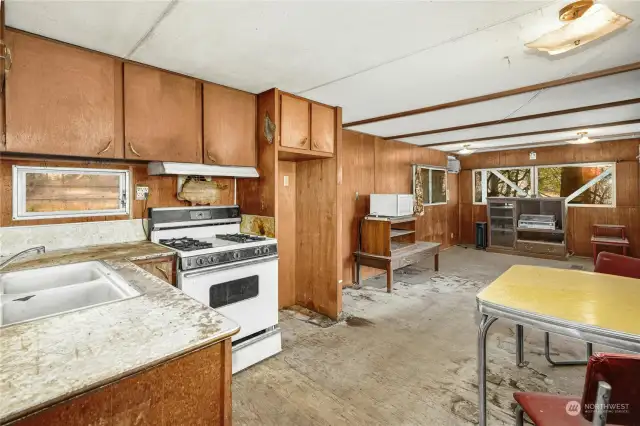 Kitchen , Living,  Bring your tools