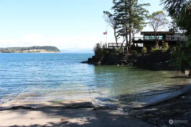 Clubhouse on the shoreline