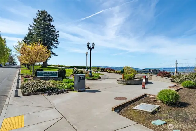 Located near the stunning Grand Avenue Park offers stunning waterfront views, peaceful walking paths, and a perfect spot to relax or picnic while taking in the beauty of Puget Sound.