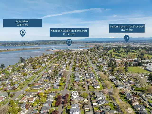North View: Soak in scenic views of Jetty Island and Puget Sound, with nearby parks and golf courses adding to the vibrant outdoor lifestyle.