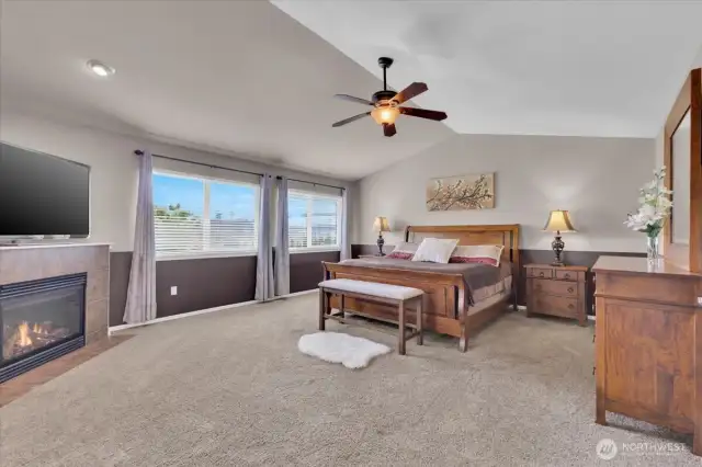 Huge primary suite with gas fire