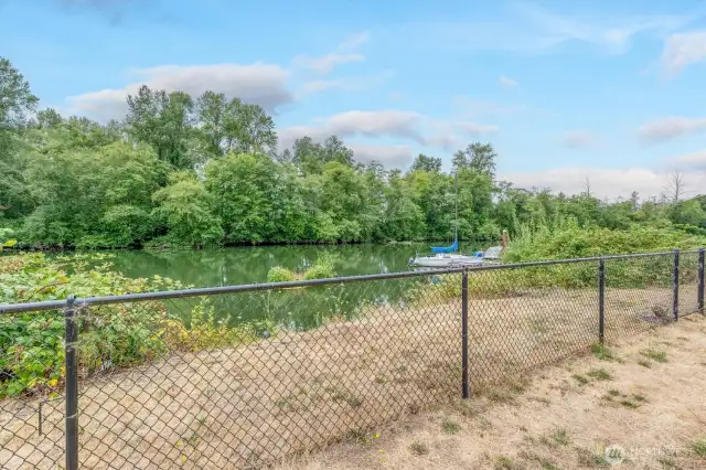 Private pathways to your dock with a fenced yard