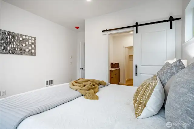 Photos shown are of a similar floor plan previously built in a different neighborhood (The Ridge in Blaine). Finishes and features may vary. Some items pictured reflect buyer-selected upgrades which are not included in the base price and may be added at an additional cost.