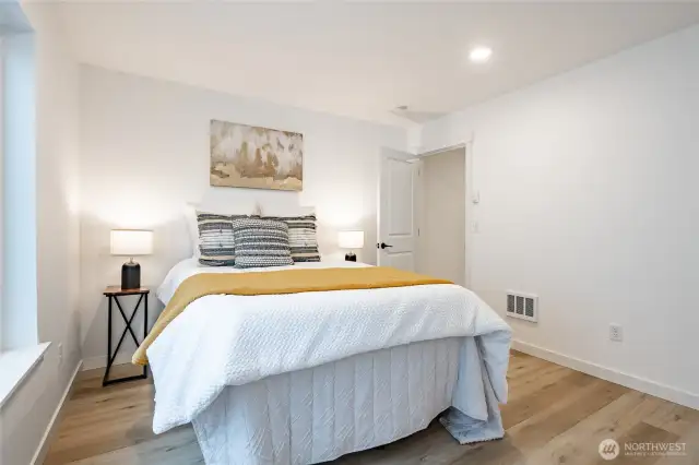 Photos shown are of a similar floor plan previously built in a different neighborhood (The Ridge in Blaine). Finishes and features may vary. Some items pictured reflect buyer-selected upgrades which are not included in the base price and may be added at an additional cost.