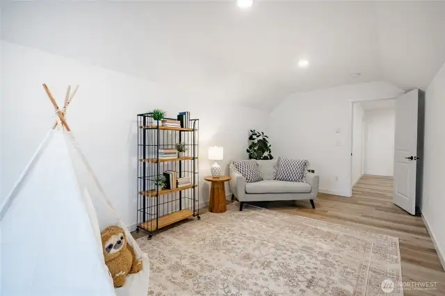 Photos shown are of a similar floor plan previously built in a different neighborhood (The Ridge in Blaine). Finishes and features may vary. Some items pictured reflect buyer-selected upgrades which are not included in the base price and may be added at an additional cost.