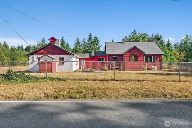 Front view from Centralia Alpha Road.