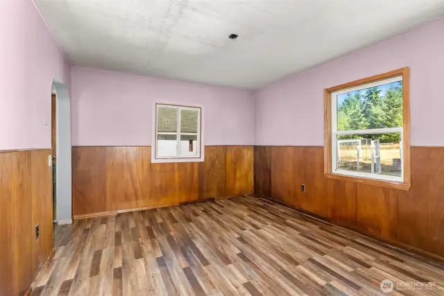 Dining room.
