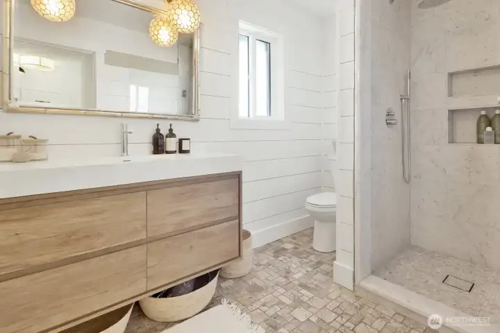 Main level bathroom.