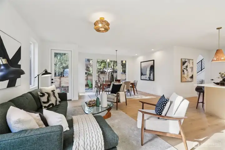 Spacious living room