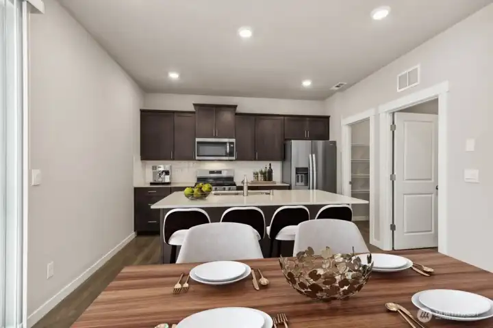 Solid Quartz counters!