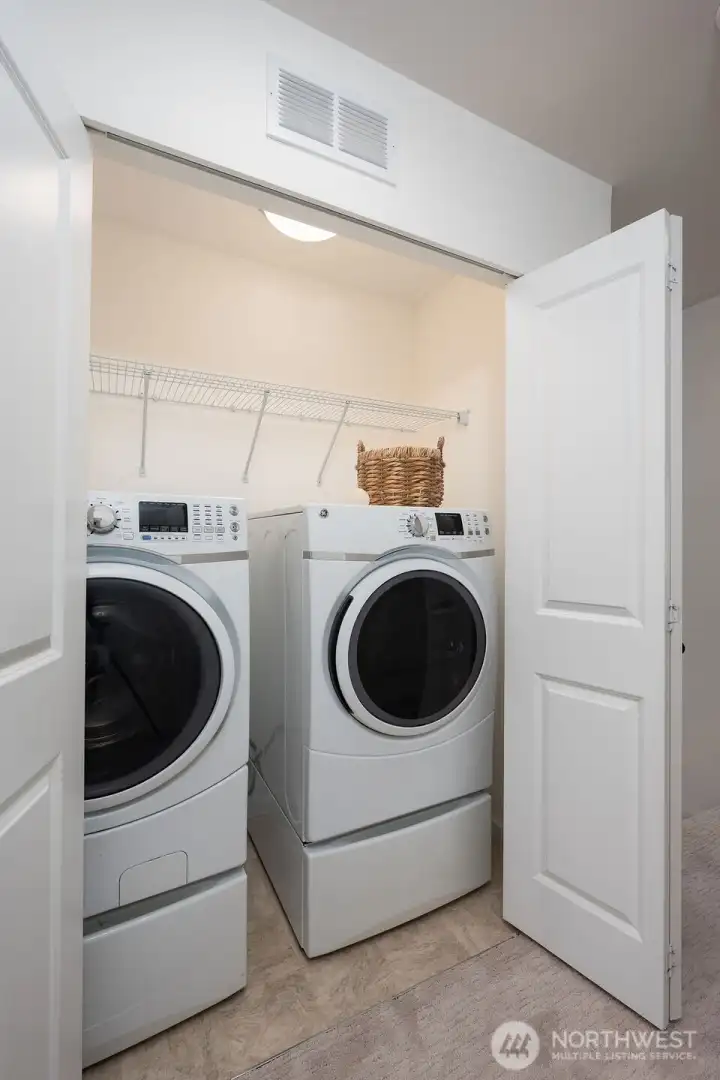 Full sized washer and dryer stay