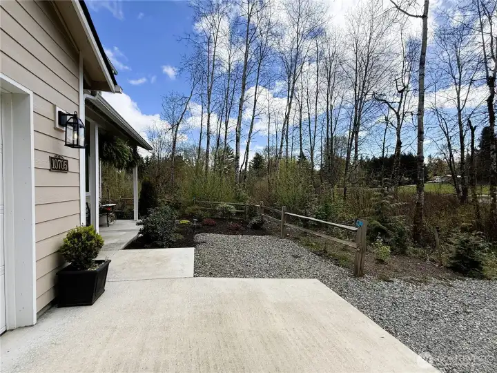 Additional space for vehicle turnaround/ parking