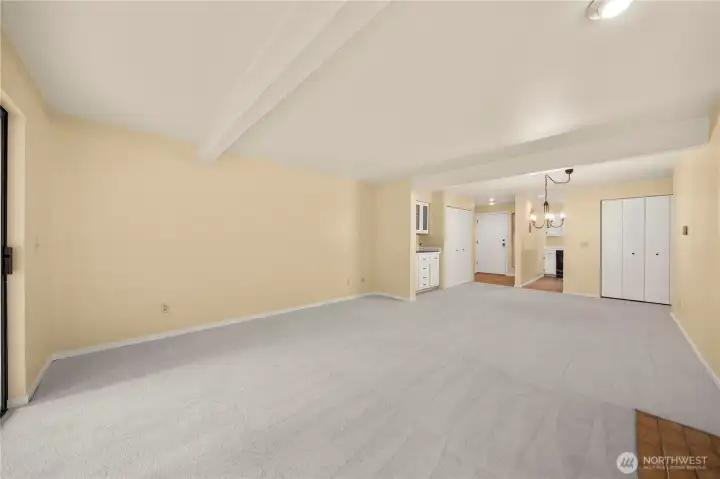 Living Room, Dining Room, and Entryway.