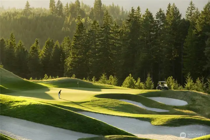 Suncadia has (2) 18 hole golf courses.  Prospector and Rope Rider