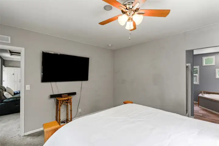 Primary Bedroom (TV does NOT convey)