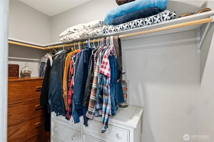 Primary Suite Walk-in Closet