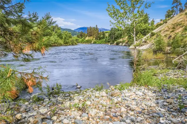 Swimming hole, easy access to enjoy Swimming hole, easy access to enjoy