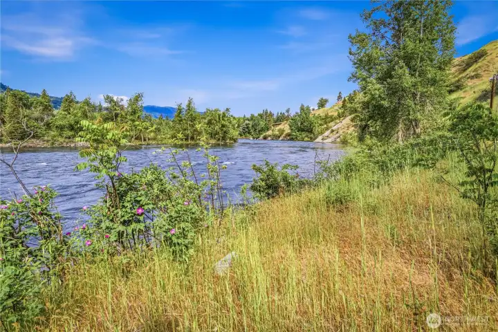 Wenatchee River beauty Wenatchee River beauty