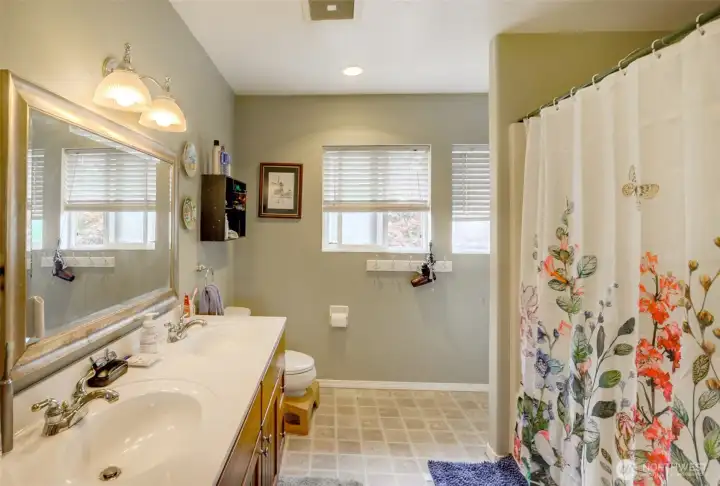 full bath (2)