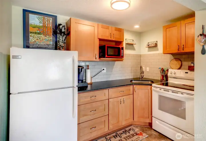 in law suite full kitchen