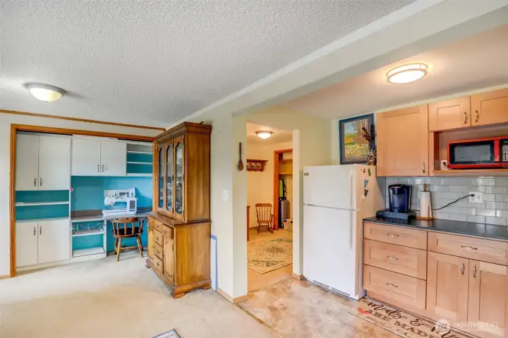 in law suite craft room and kitchen