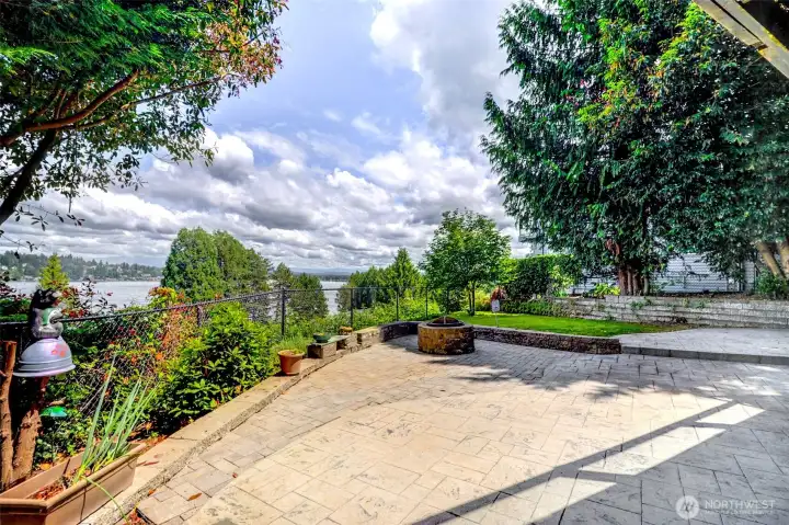 mature landscaping