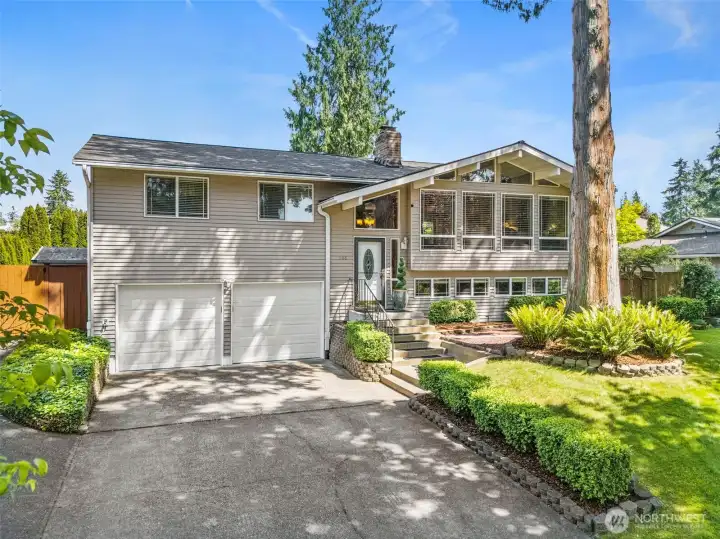 This home features the long lasting and durable aluminum siding.