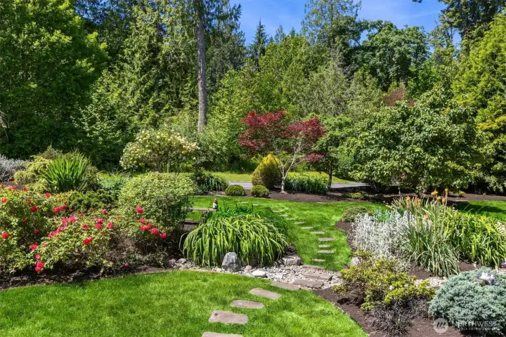 Mature, draught tolerant landscaping.
