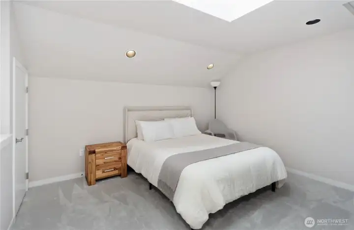 Loft/flex room with skylight provides a space for office, media room, hobby space, or even the guest space. Loft/flex room with skylight provides a space for office, media room, hobby space, or even the guest space.