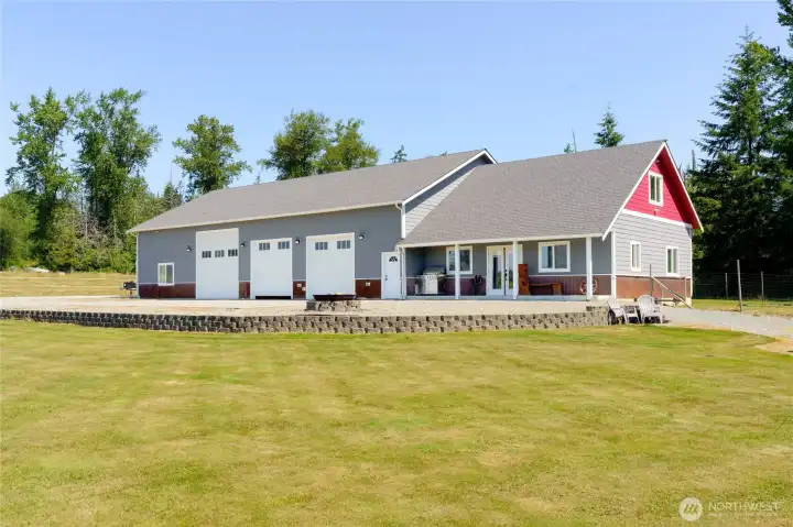 Welcome home to 21050 Wildwood Place! Welcome home to 21050 Wildwood Place!