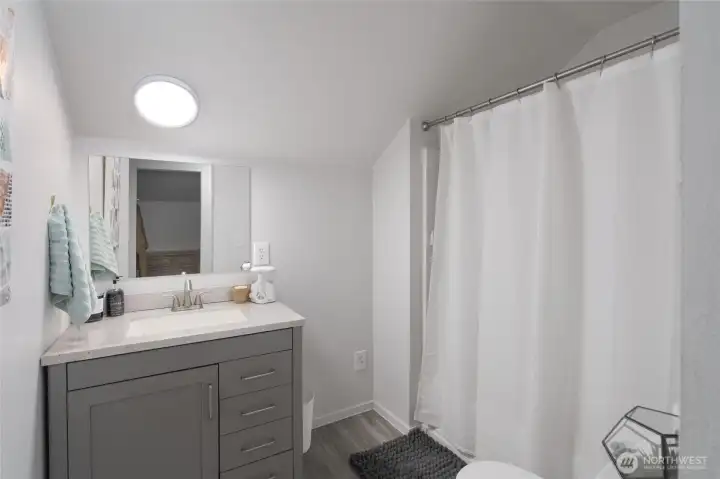 3/4 bath off flex space. 3/4 bath off flex space.
