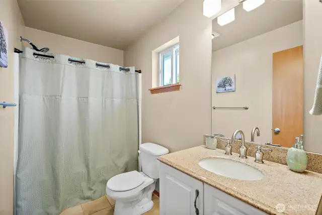 Upper level full bathroom