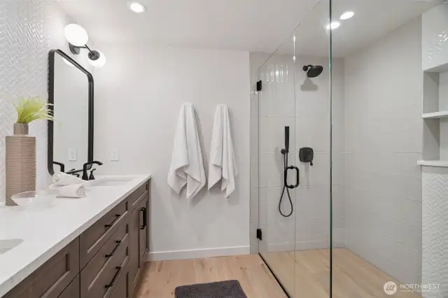 Lower level bath.