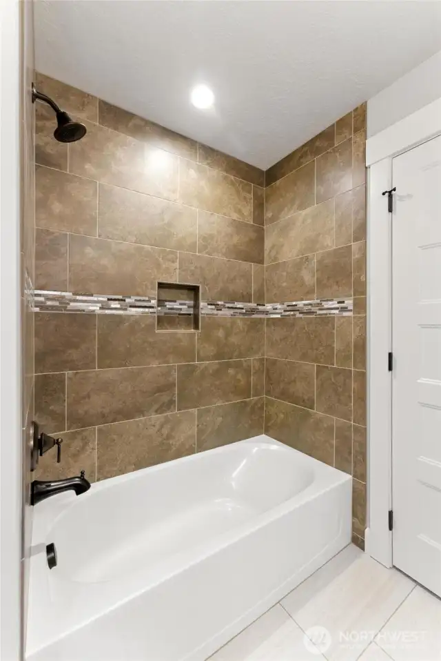 Downstairs full bathroom
