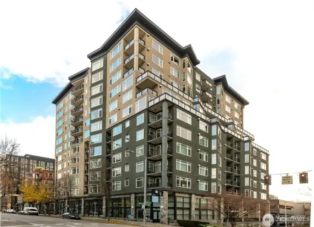 Set in the heart of Belltown, The Vine is an award-winning community with many of Seattle's best attractions, including the exciting new waterfront, right at your doorstep. This section of Western Ave. always has street parking for your guests.