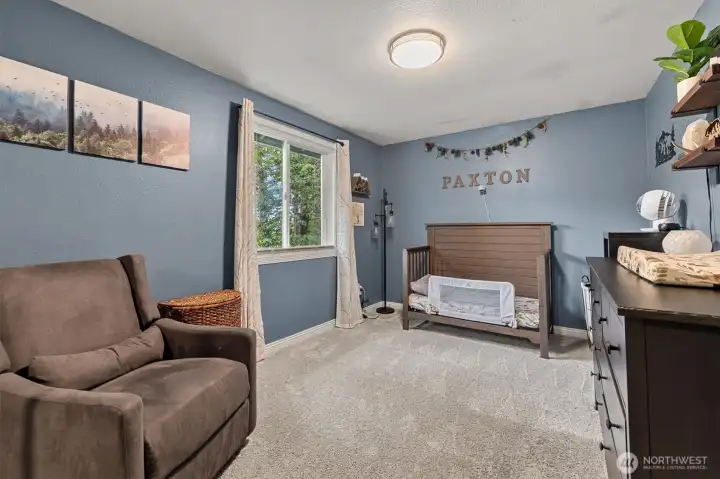 2nd bedroom