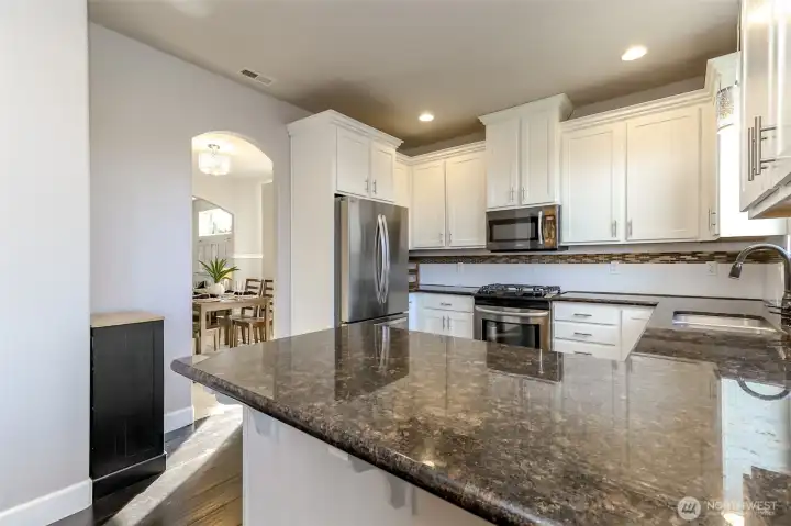 bright and spacious kitchen