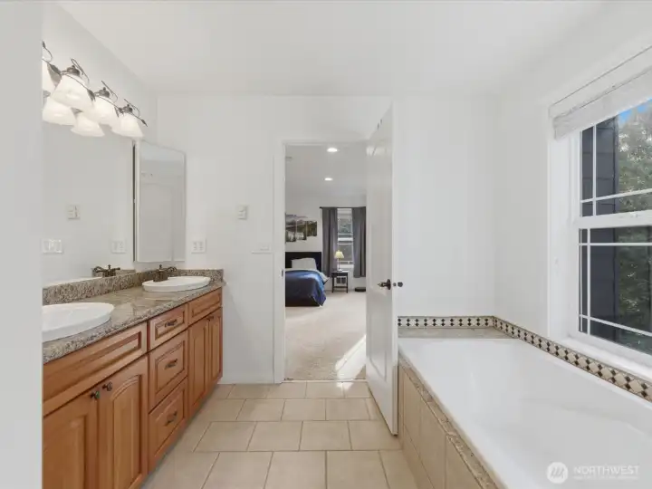 Primary 5 piece bath