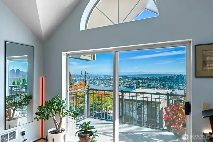 The natural light in this unit is fantastic. It is the only unit in the building with a skylight too.